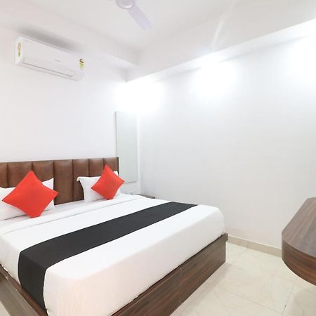 Hotel King Plaza New Delhi Extérieur photo