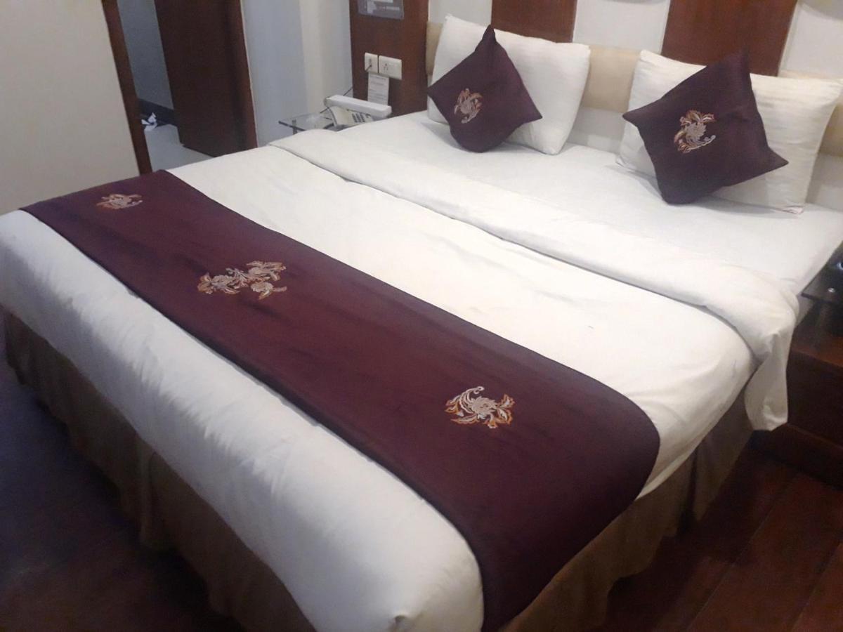 Hotel King Plaza New Delhi Extérieur photo