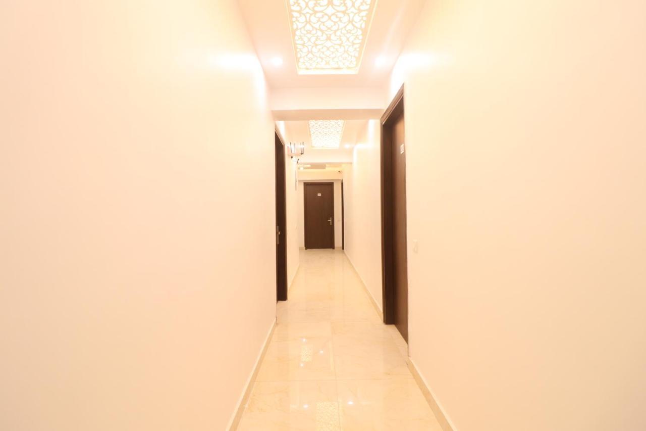 Hotel King Plaza New Delhi Extérieur photo