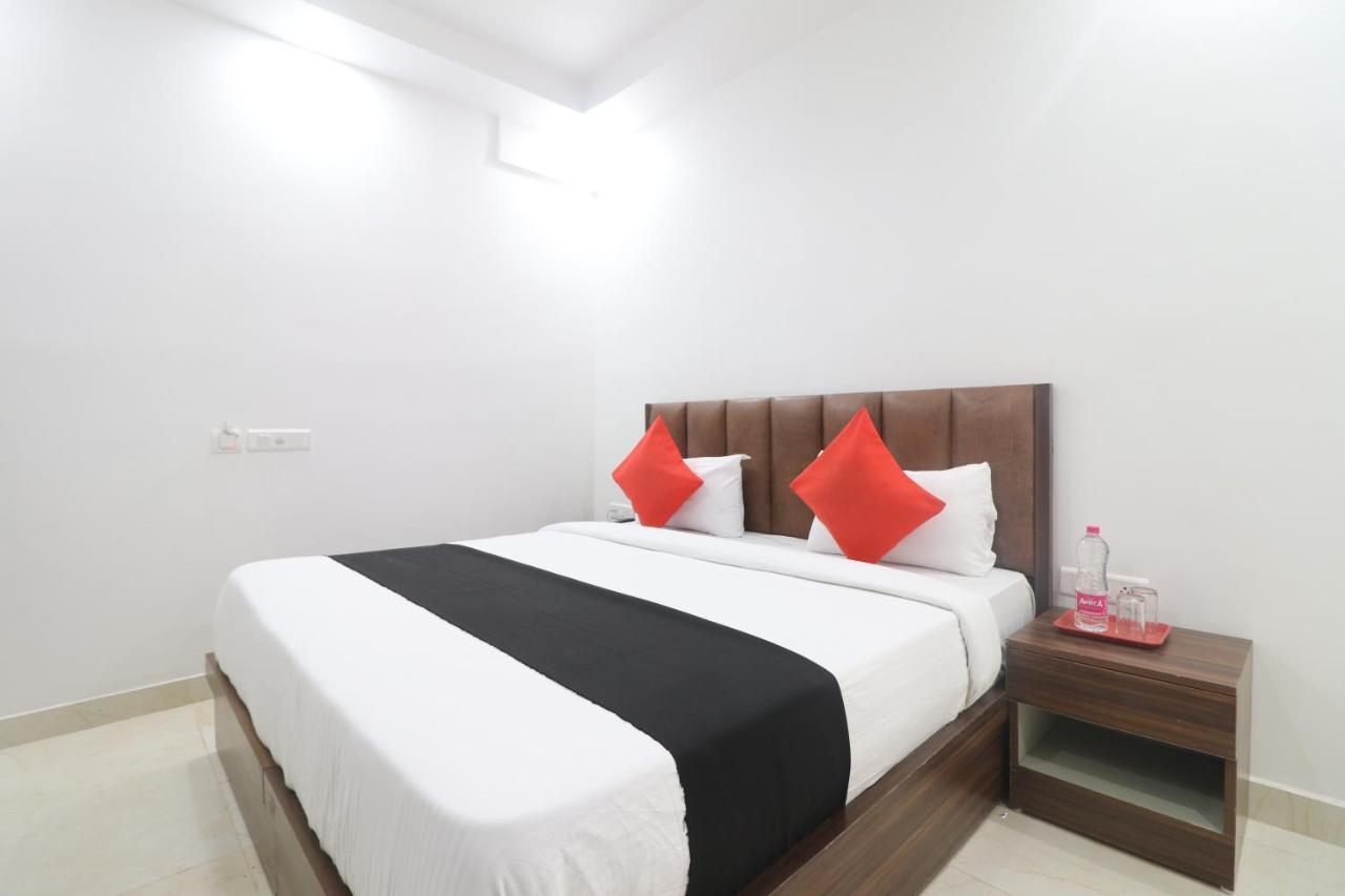 Hotel King Plaza New Delhi Extérieur photo
